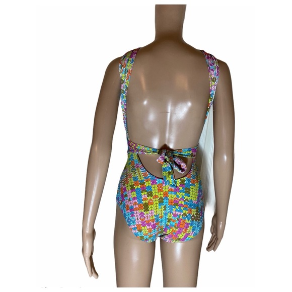 Trina Turk Tuvalu crisscross multi print s… - Picture 2 of 8